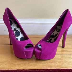 Jessica Simpson Carri heels (fushia) size 9